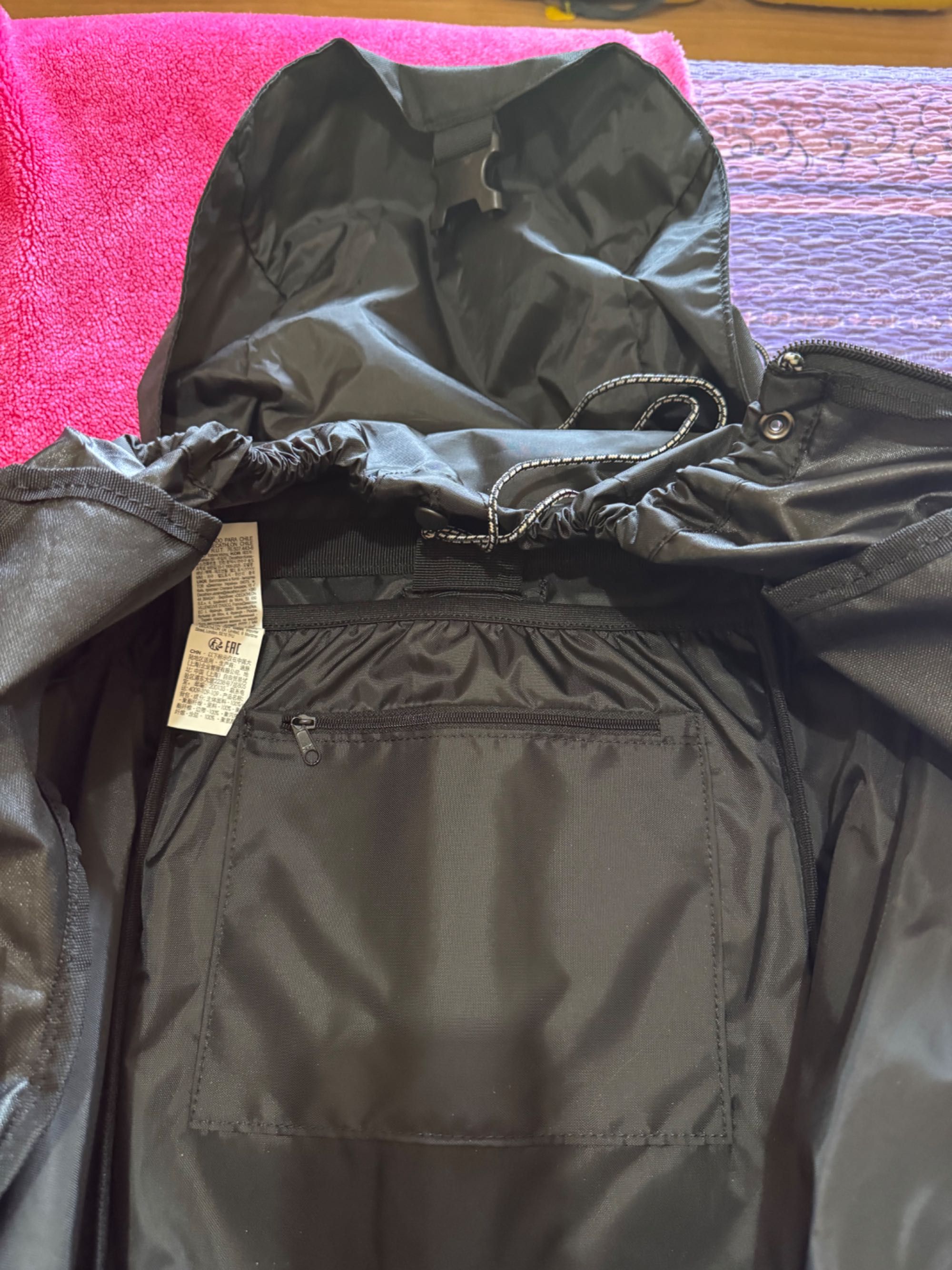 Mochila de viagem Forclaz Preta, 50 L