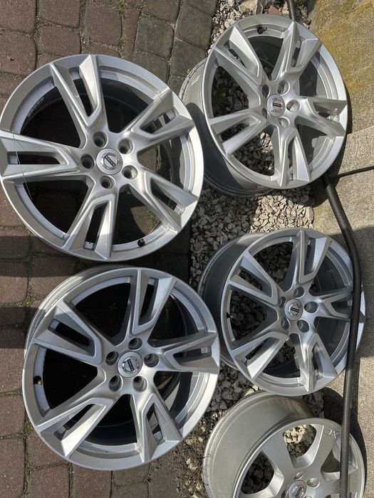 Felgi Volvo XC60 rozmiar 18 cali