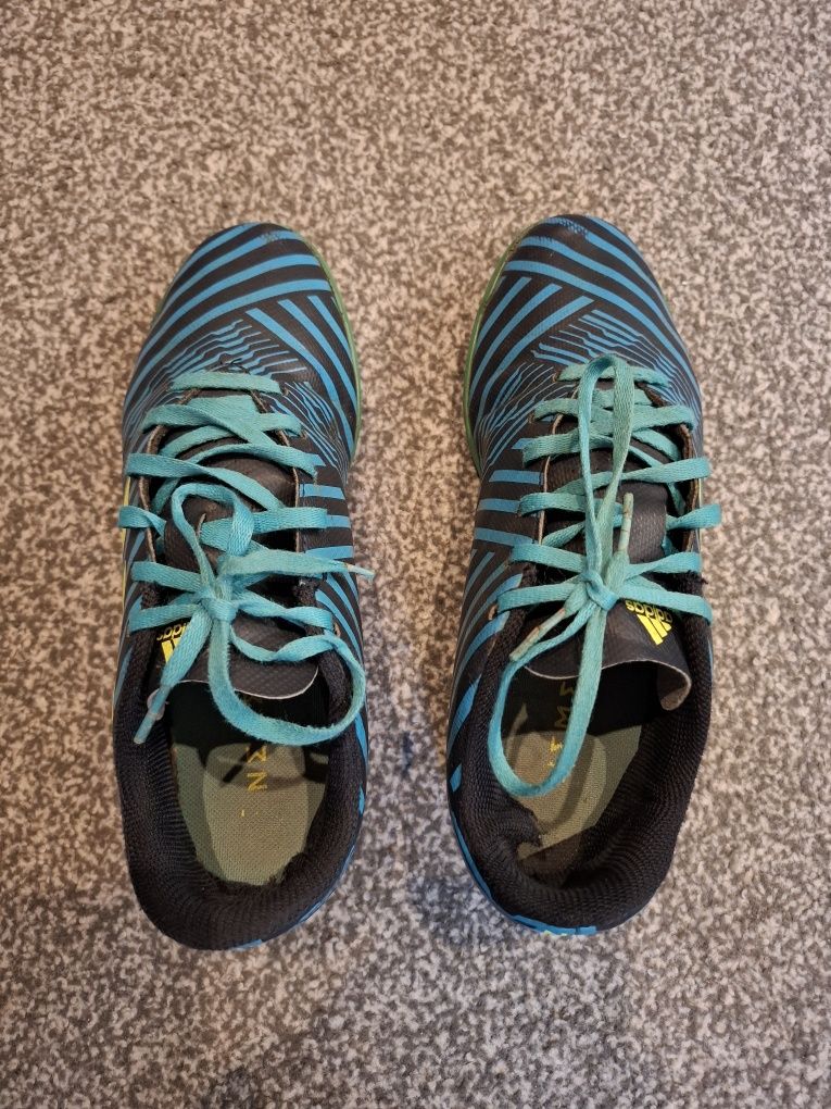 Halówki Adidas Nemeziz rozmiar 38