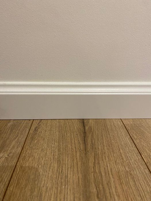 Listwy przypodłogowe białe 10cm wysokie