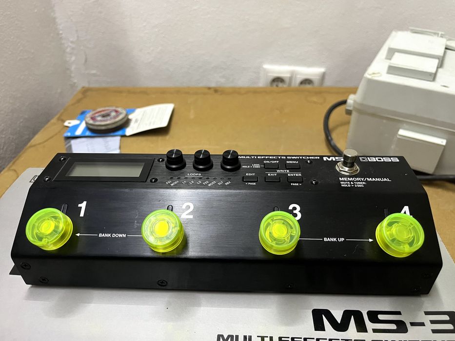 BOSS MS-3 Multi-effects Switcher