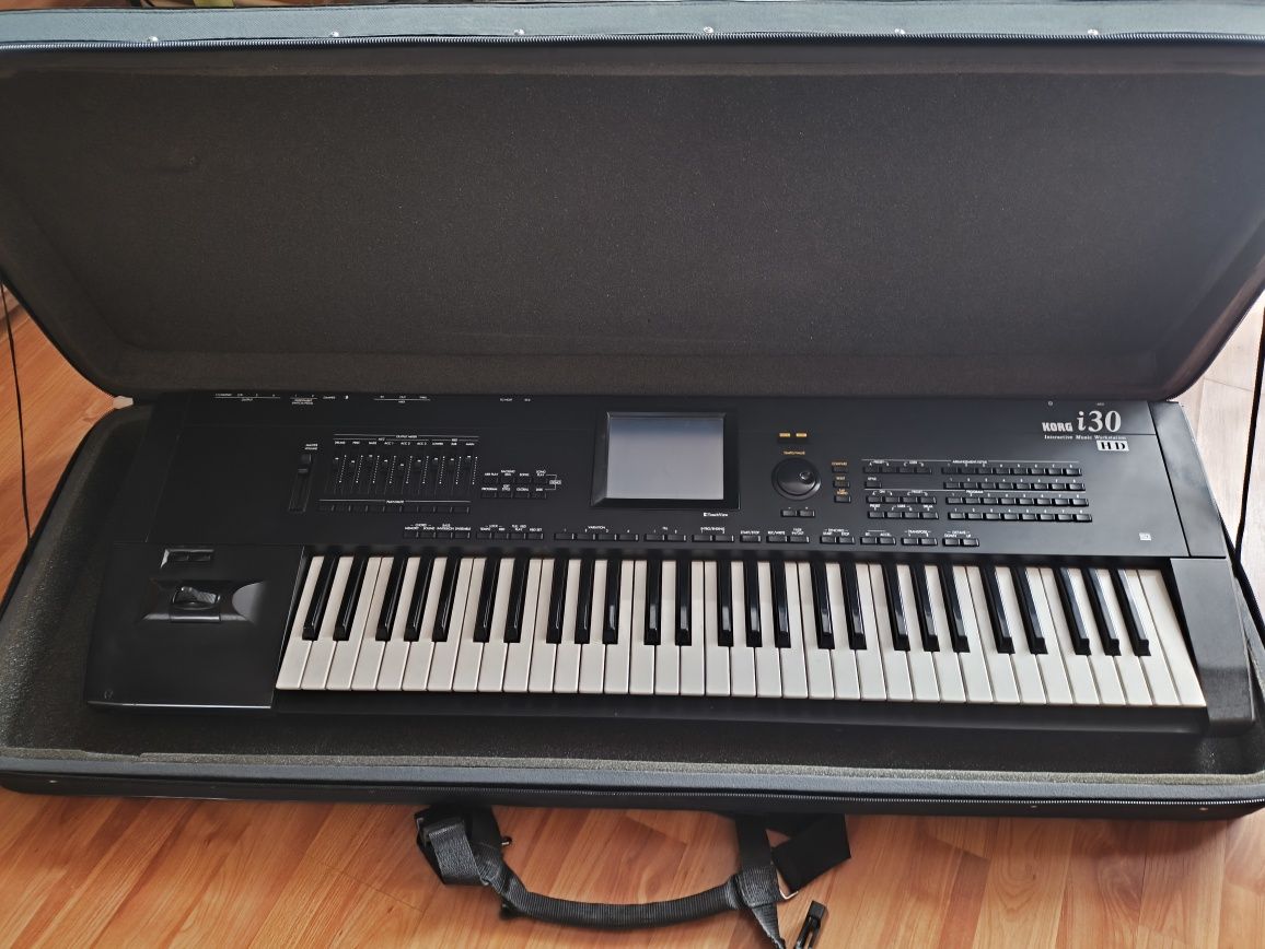 Klawisz workstation Korg i30 HD