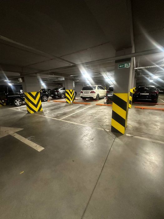 Паркинг  Лейпцизька паркомісце   лейпцигская паркінг