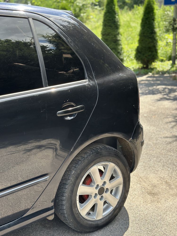 Продам skoda fabia 1.4