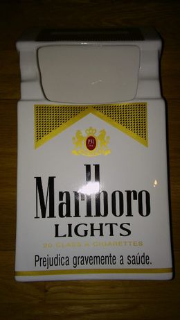 Cinzeiro Vintage Marlboro Light