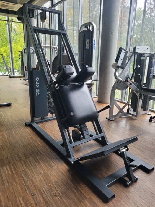 Rezerwacja Hack Squat, Hak przysiad stos 100kg, nogi suwnica Olymp