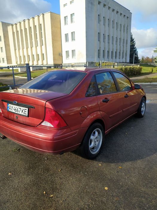 Продам хорошую машину