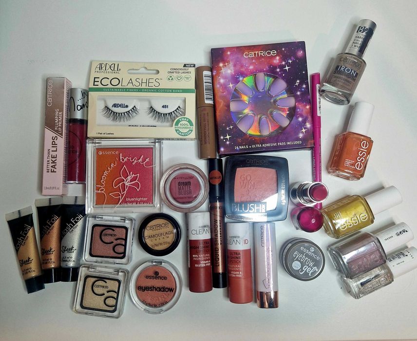 Nowe. Pakiet kosmetyków