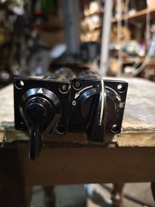 Продам перемикачі МКВ, МКФ