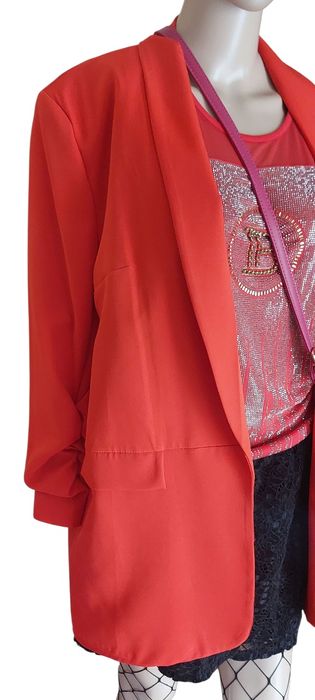 Żakiet damski czerwony