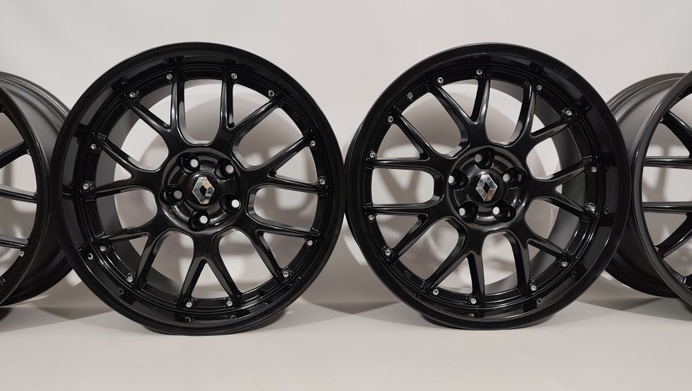 5x114,3 19" renault laguna Megane Megane rs czarne rant