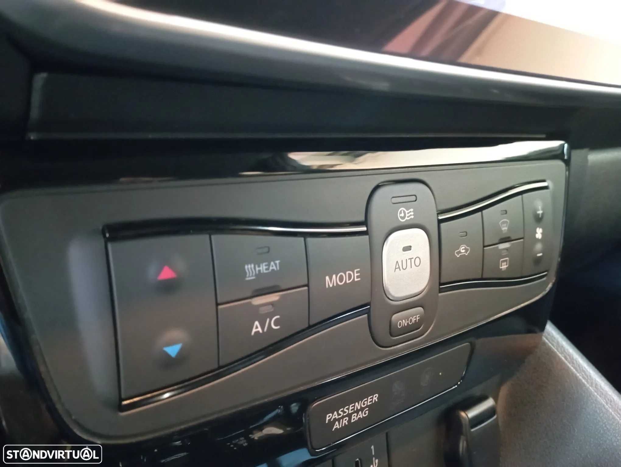 Nissan Leaf 40kw Azul Dual Tone Pro Pilot
