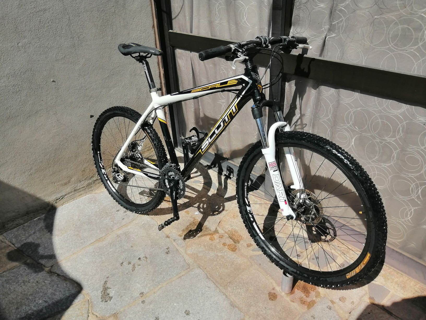 Bicicleta Scott scale M