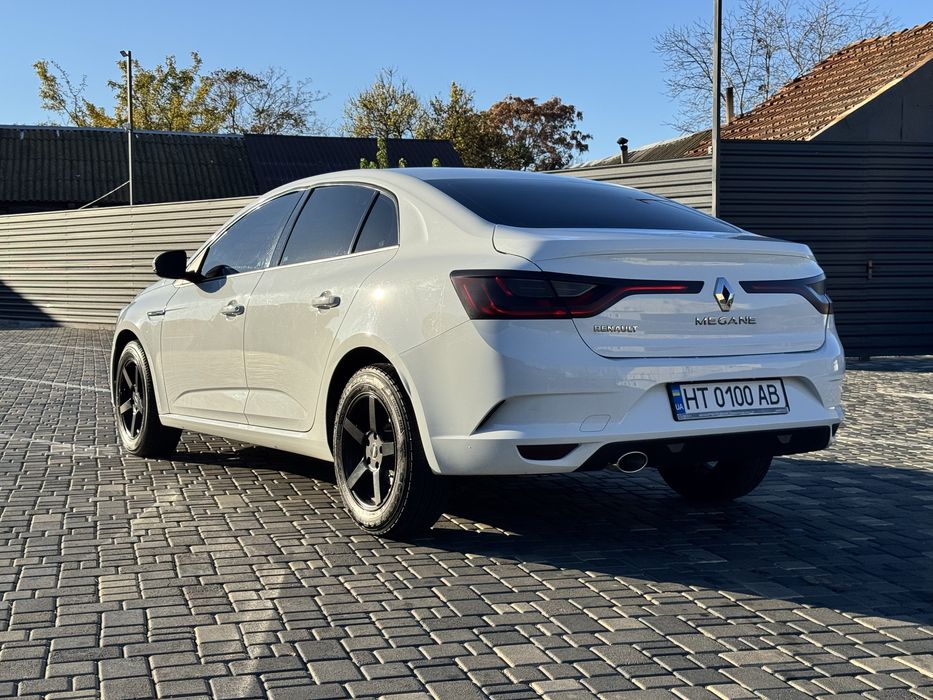 Renualt megane 4 1.6 бензин