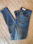 Jeans cinta muito alta Lefties