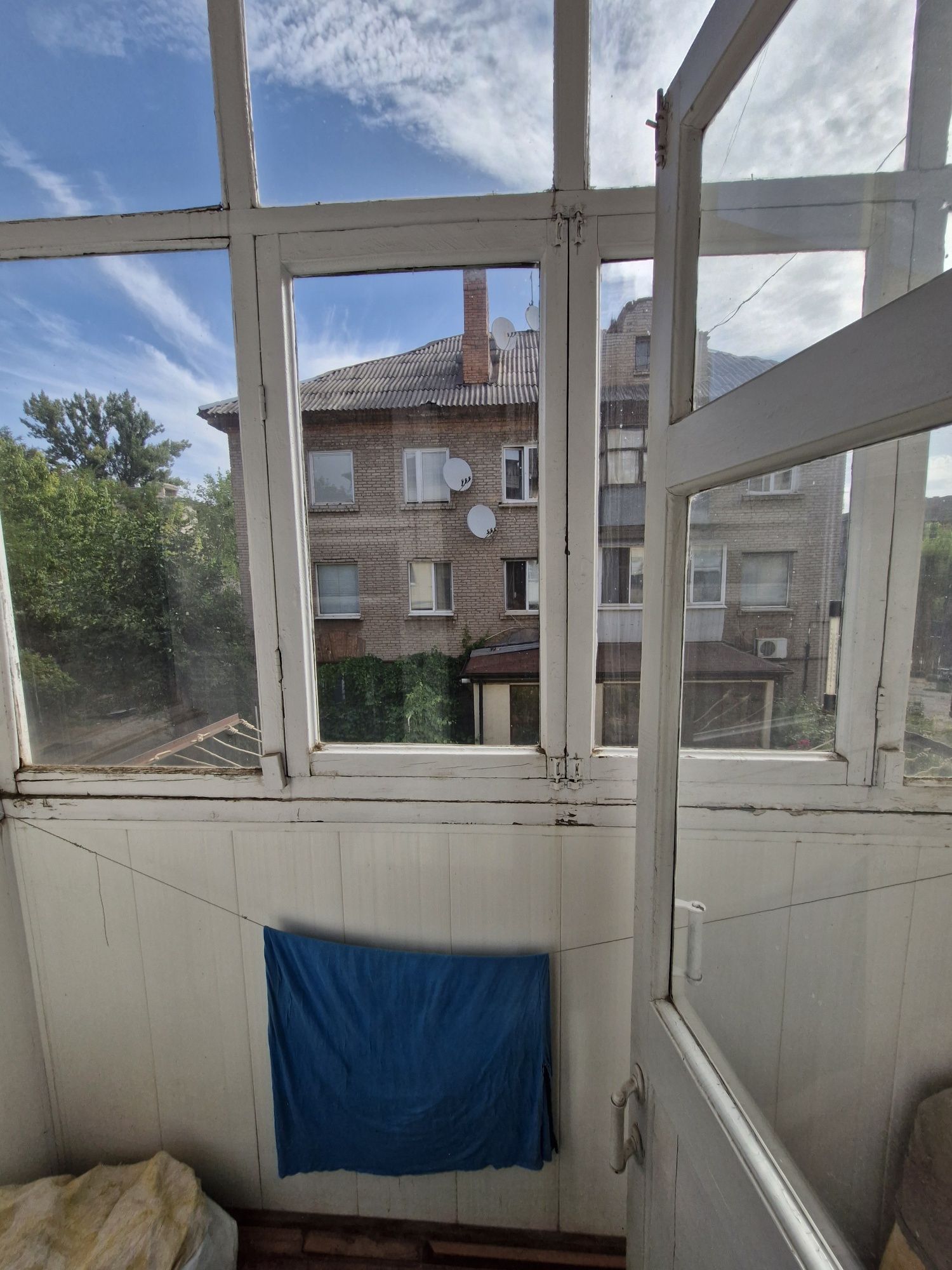Продаж 3-х кімнатної квартири. 20-й квартал. Сталінка. Автономка.