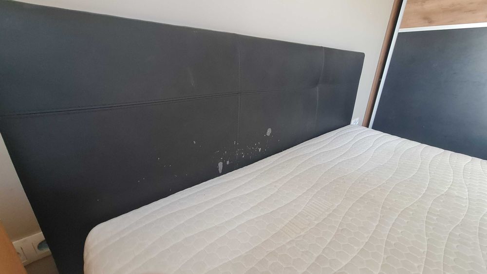 Łóżko małżeńskie 160×200