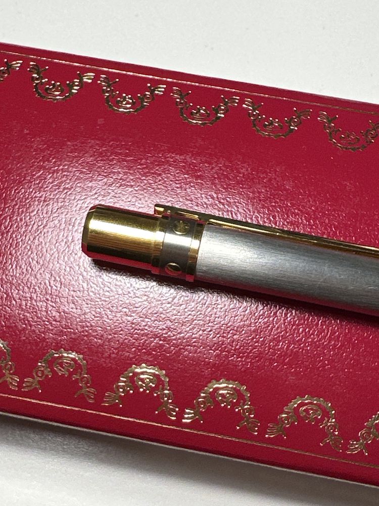 Dlugopis must de cartier