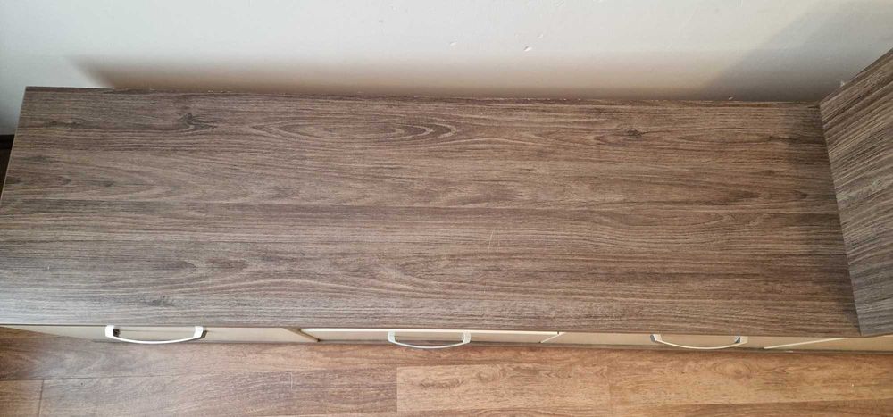 Szafka RTV / komoda – elegancka, pojemna, 147,5 cm