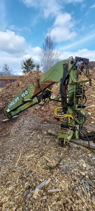 Żuraw HDS do drewna LOGLIFT