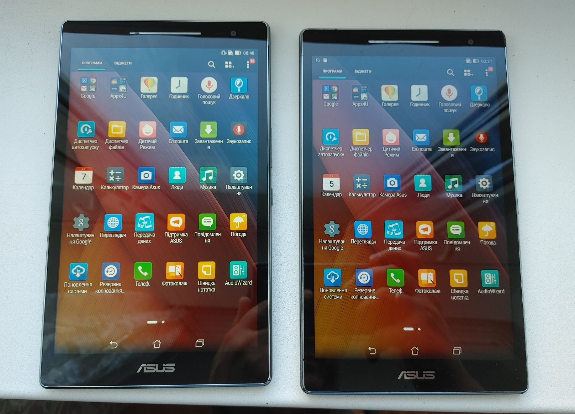 Два планшета Asus ZenPad 8" 16Гб с дополнительными аккумулято