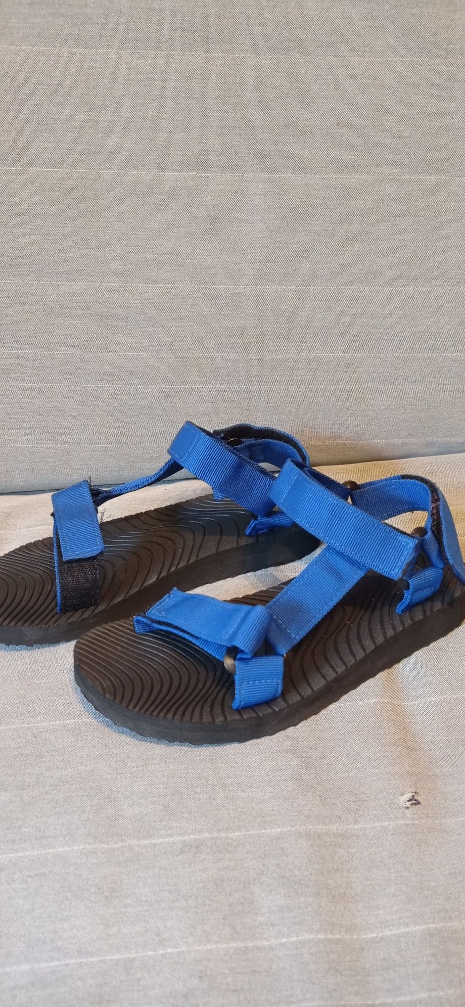 Sandały 38 nowe na rzepy