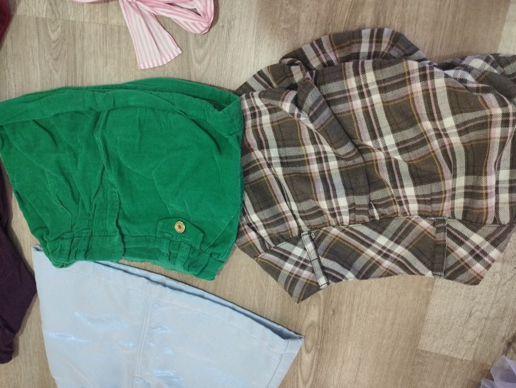 Lote de roupa menina 4/5 anos