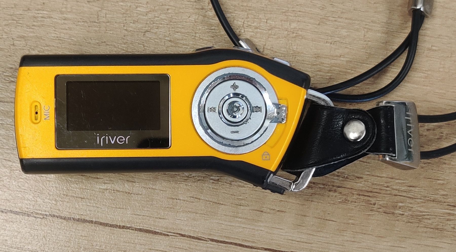 Mp3 плеер iRiver T10 1gb