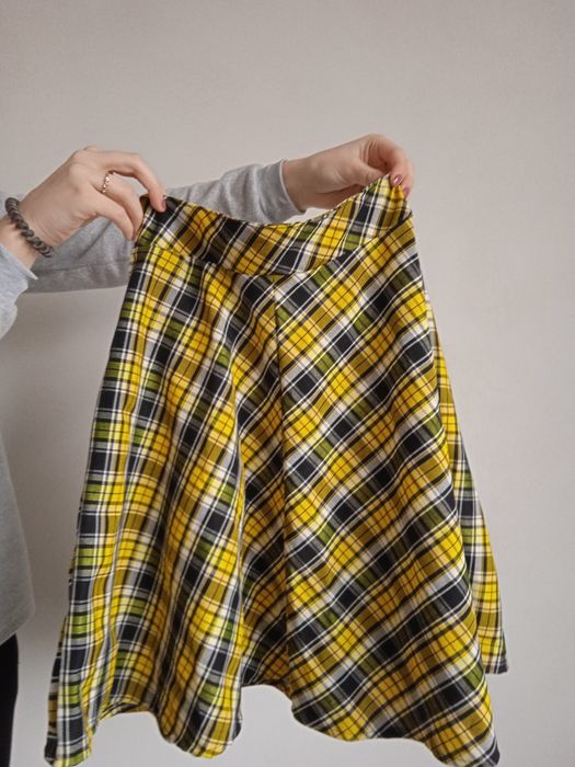 Юбка в кліточку жовта