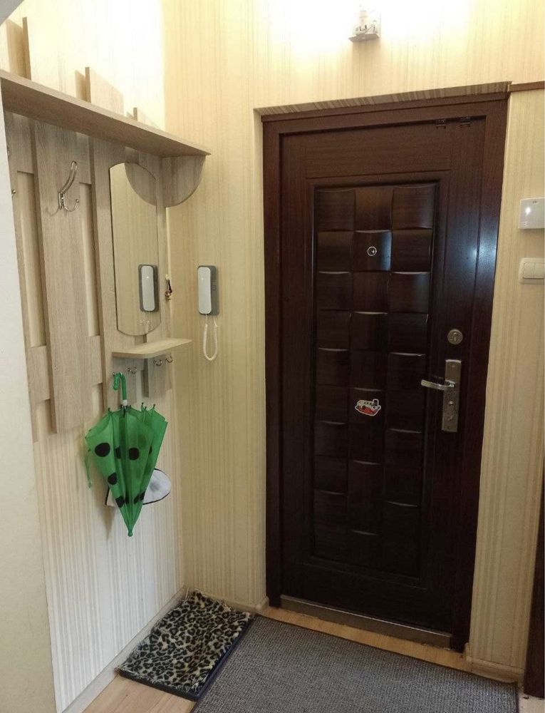 3-х кім квартира, 67м2, кухня 10м2, 4 поверх. Ремонт!