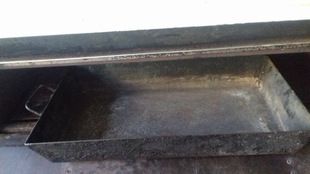 ПРодам лоток для  пищеблока  ш32  д60  в 8.5