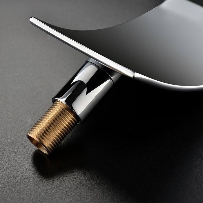 Wylewka ścienna do umywalki chromowana nowoczesna bateria podtynkowa