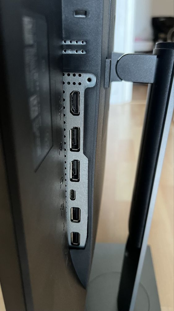 Monitor Dell P2720DC