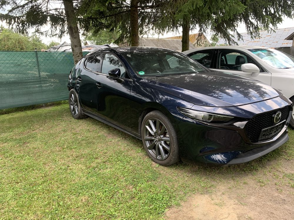 Mazda 3 2.0B Hybryda ASO Przebieg 21tyś