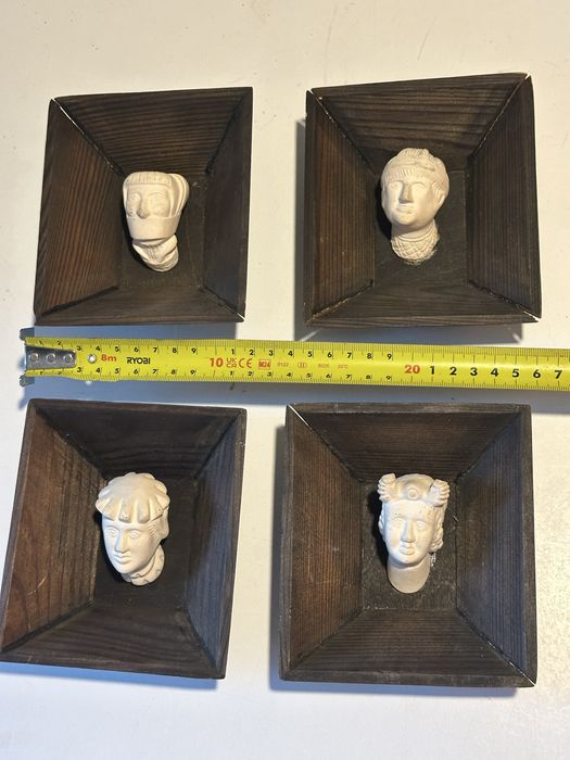 główka głowa wawelska 1976