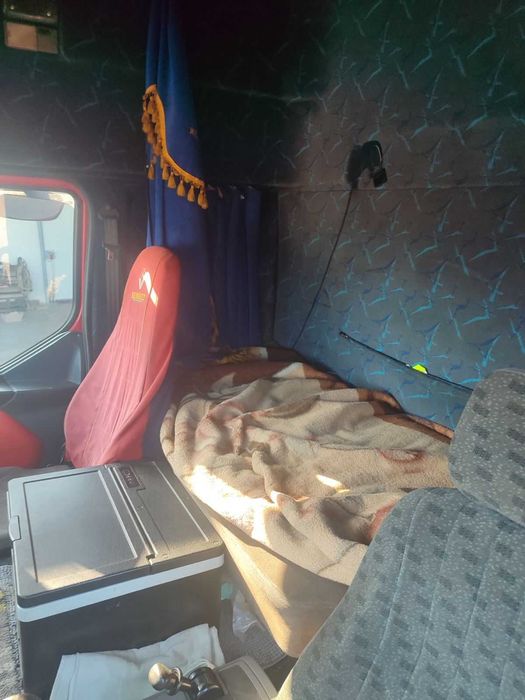 Продам вантажний автомобіль Renault Premium 400