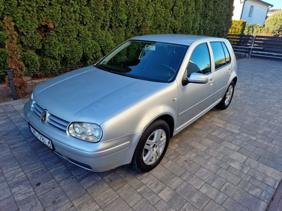 Vw Golf IV 4 1.9TDI 2003R zadbane autko prywatne