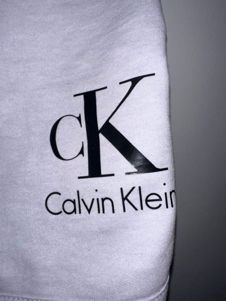 Spodenki Calvin Klein