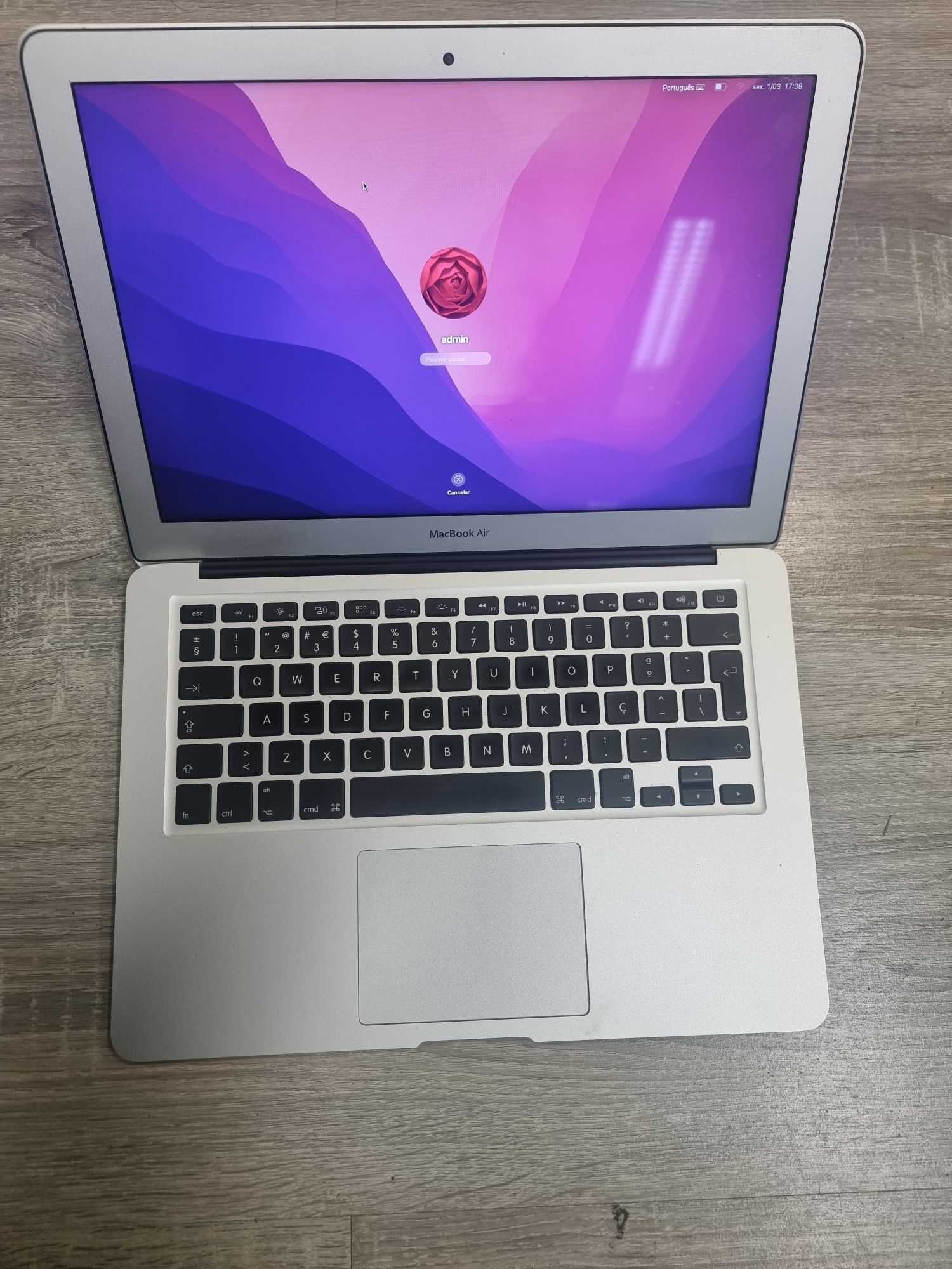 Apple MacBook Air 13" A1466 de 2015