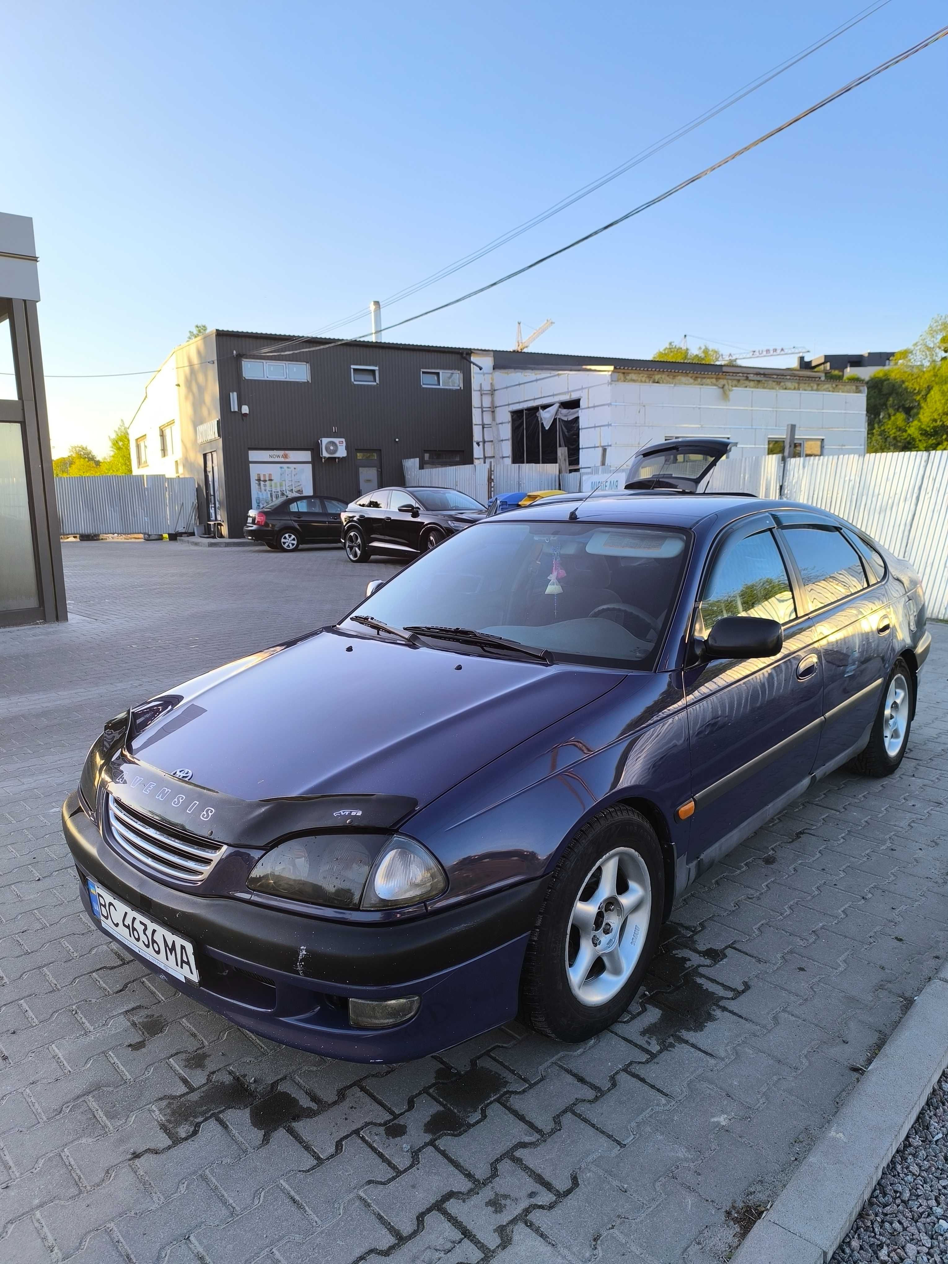 Продаєтся хороше авто Toyota avensis