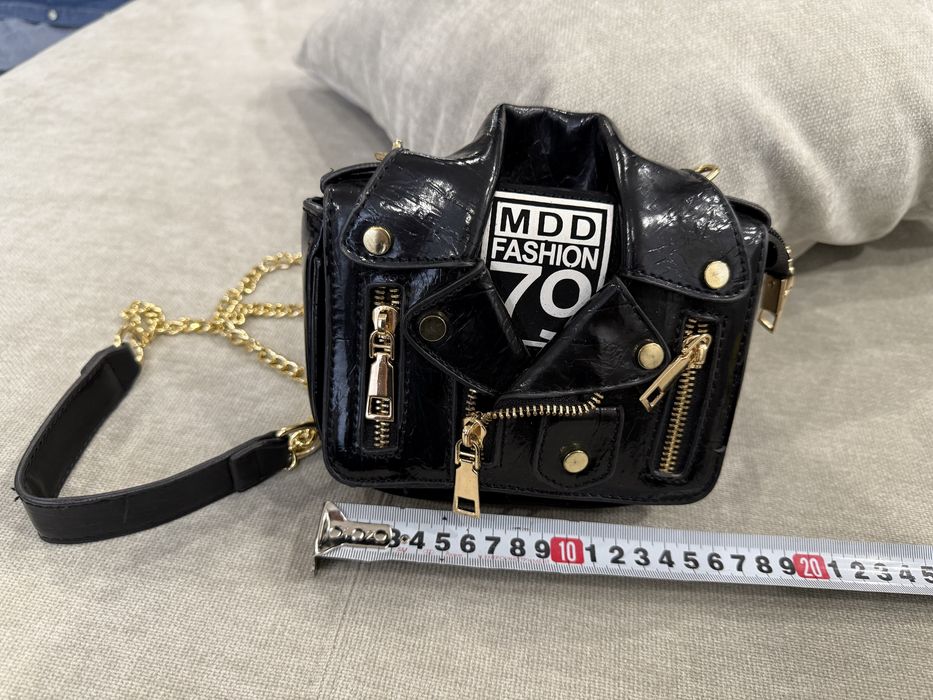 Сумка оригінального дизайну лакова