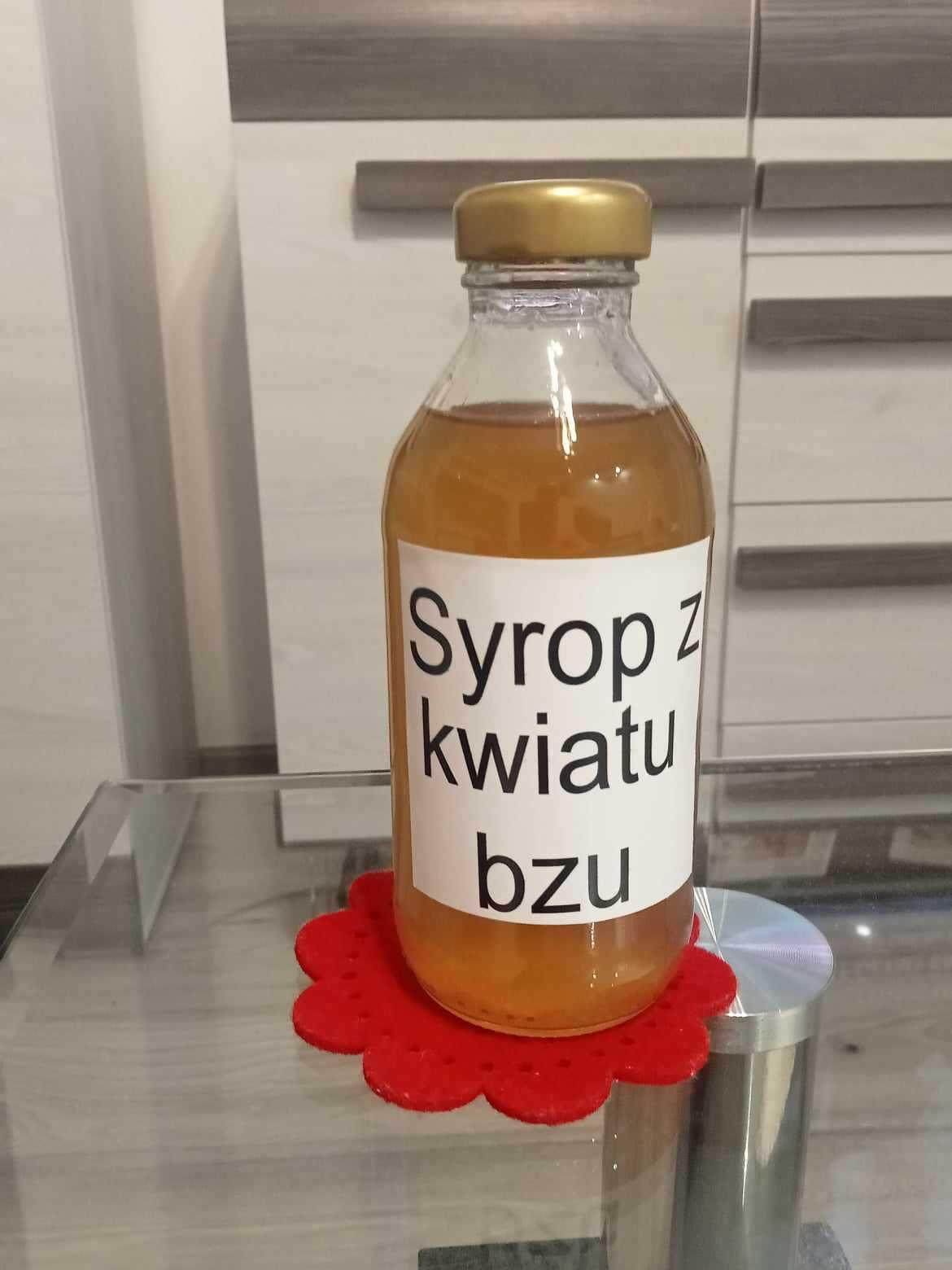 Syrop z kwiatu bzu domowy bez sztucznych ulepszaczy