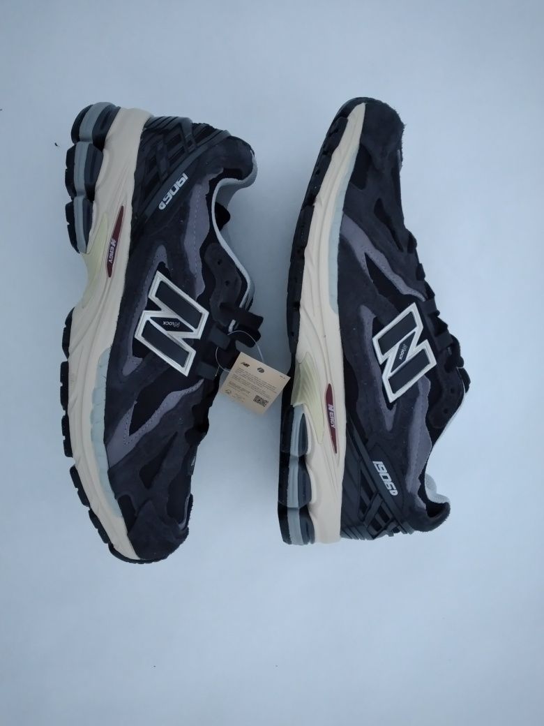 Кросівки чоловічі New Balance 1906R