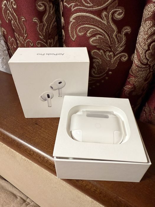 Кейс для навушників Airpods Pro (2 gen)