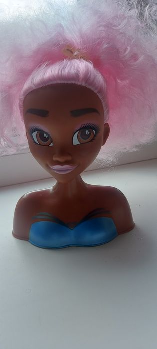 Манекени для зачісок