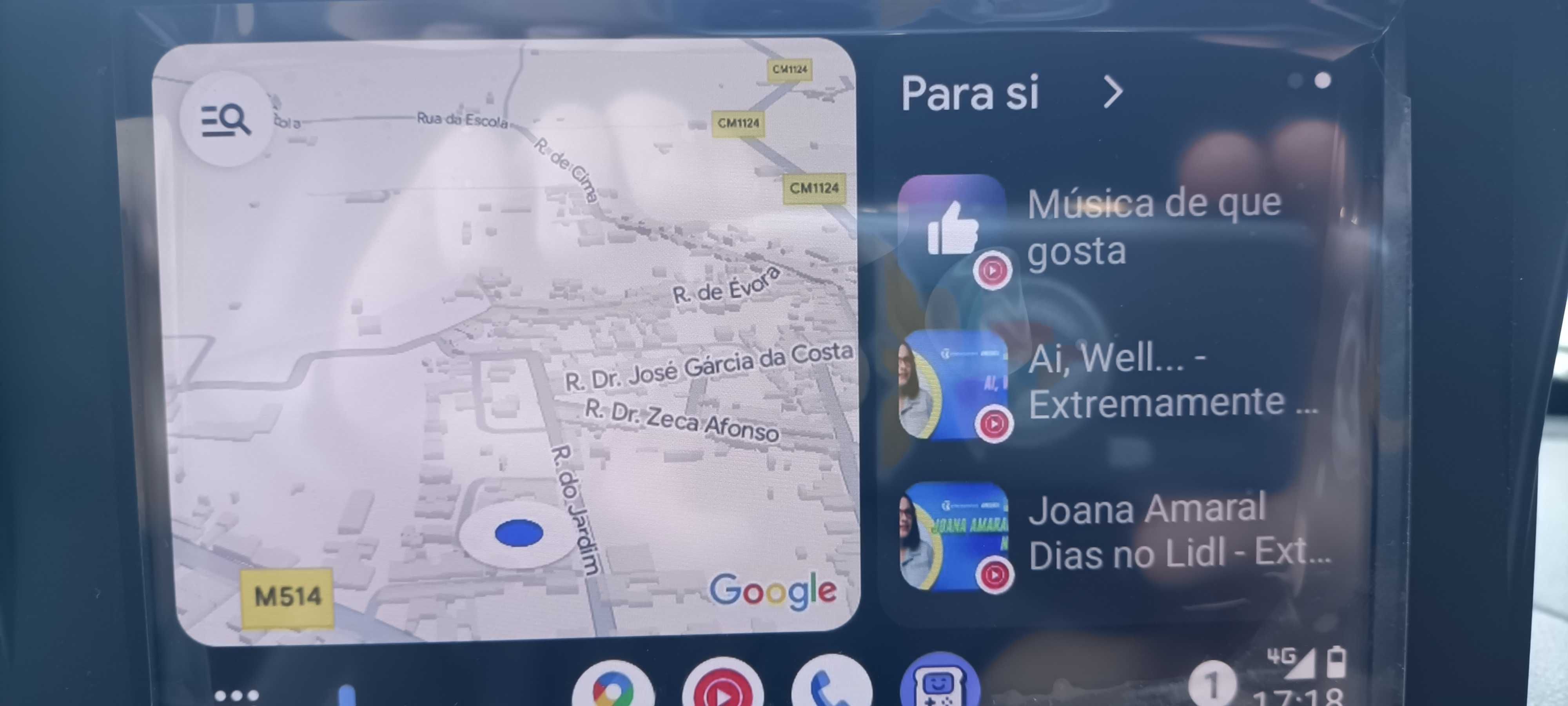 Gps. Car play etc...