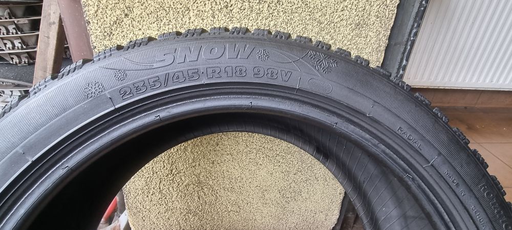 235/45r18 Kormoran 2sztuki