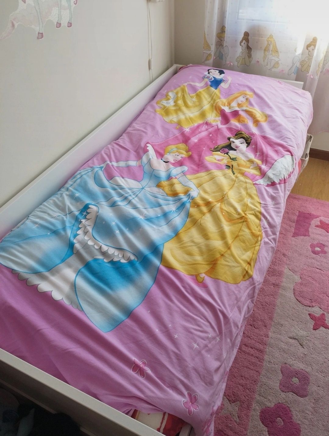 Conjunto quarto princesas