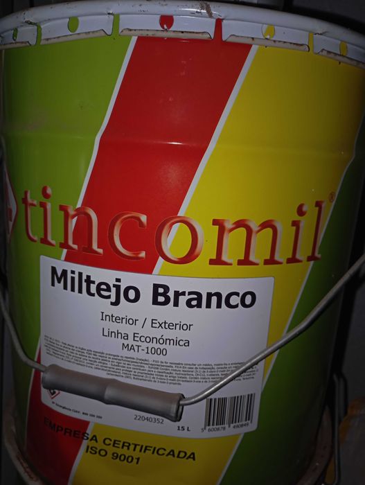 tinta exterior e interior marca tincomil 15 litros