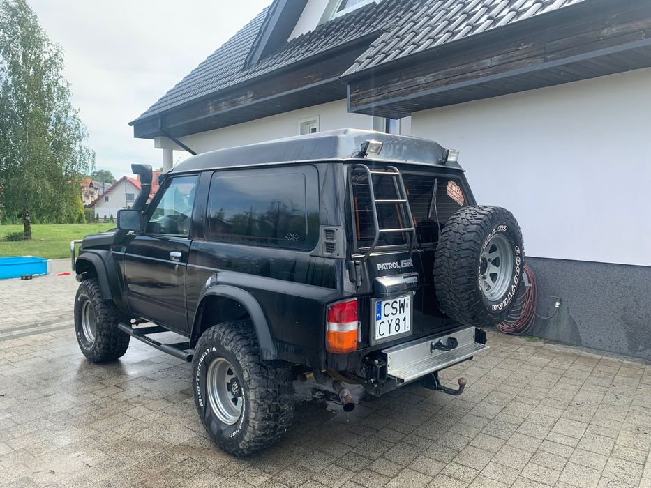 Nissan Patrol y60